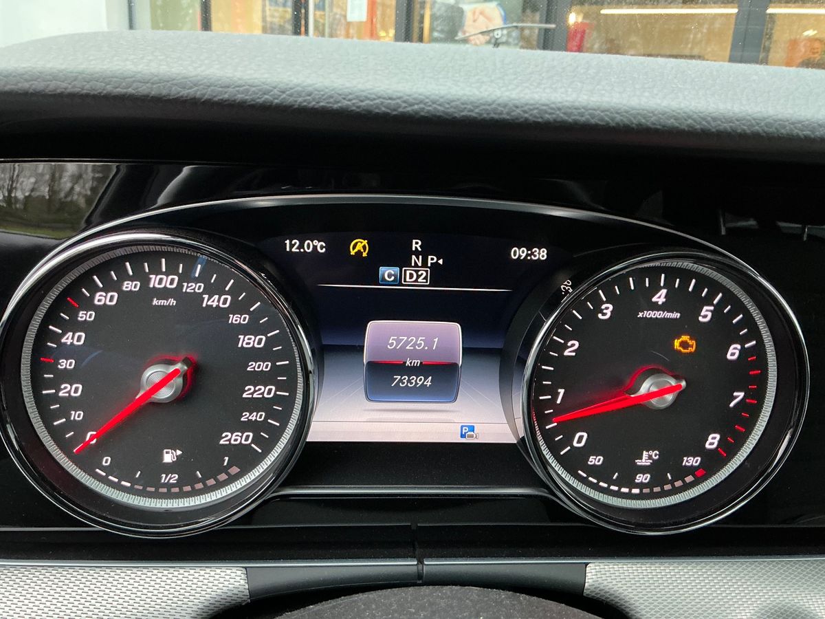 Mercedes-Benz E-Klasse 2016 — photo 19