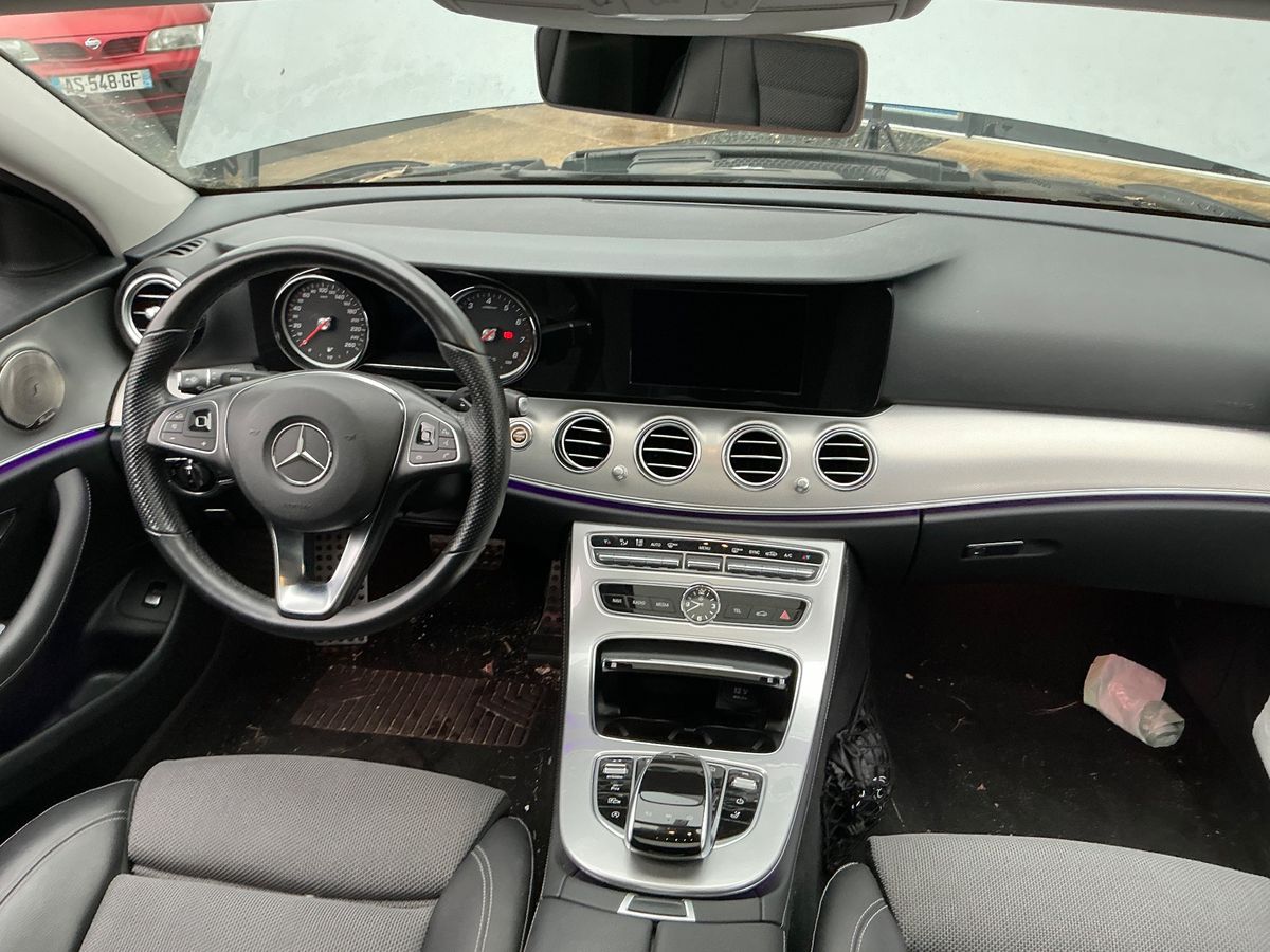 Mercedes-Benz E-Klasse 2016 — photo 18