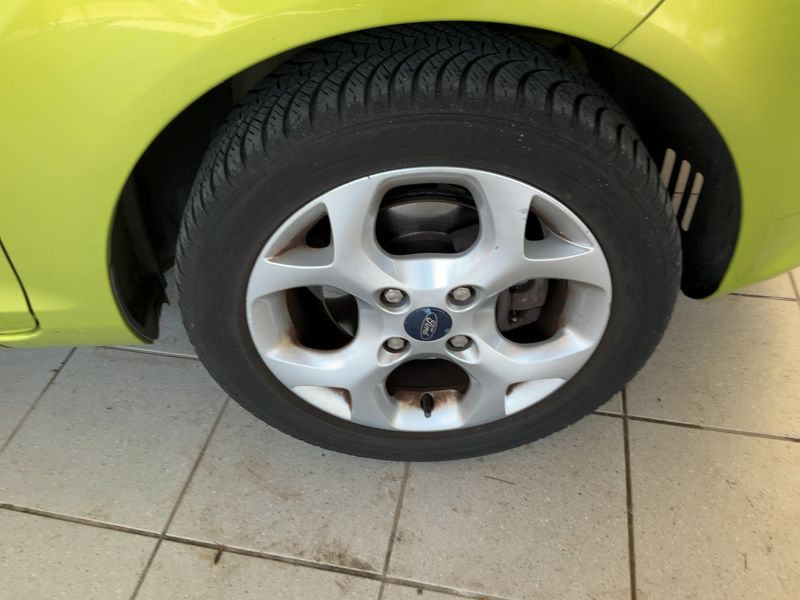 Ford Fiesta 1.4 Titanium 2010 – снимка 11
