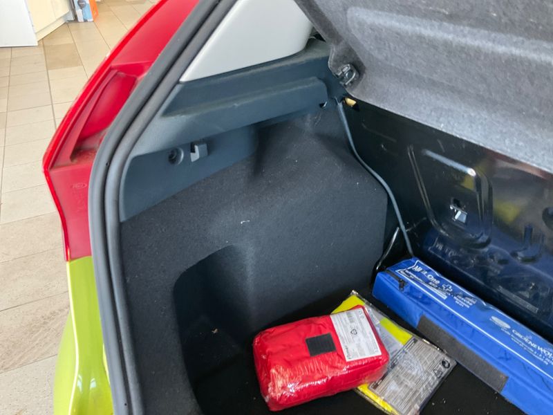 Ford Fiesta 1.4 Titanium 2010 – снимка 34