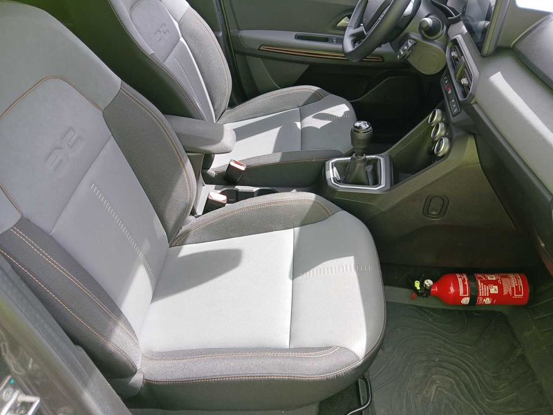 Dacia Jogger 1.0 TCe Extreme — zdjęcie 10