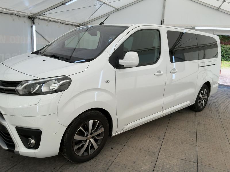 ProAce Verso 2.0 D-4D L1 Lounge