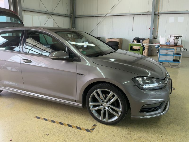 Volkswagen Golf VII 1.4 TSI Lounge BlueMotion Tech — zdjęcie 8