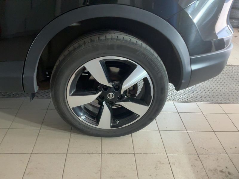 Nissan Qashqai 1.6 dCi N-Connecta 4x4 2017 – снимка 5