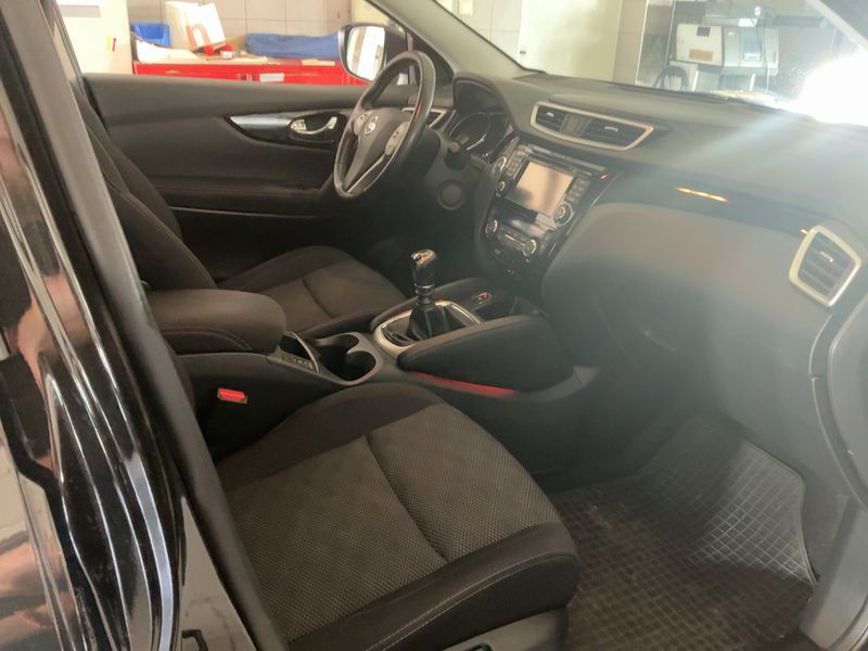 Nissan Qashqai 1.6 dCi N-Connecta 4x4 2017 – снимка 17
