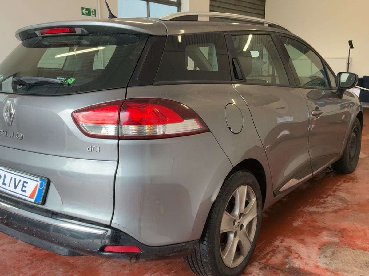 Renault Clio 2015 — photo 9
