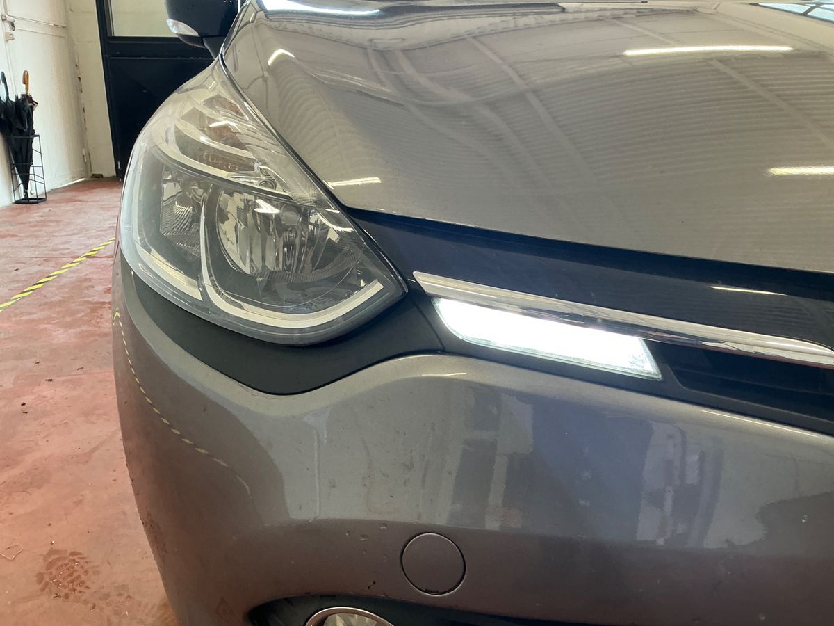 Renault Clio 2015 — photo 23