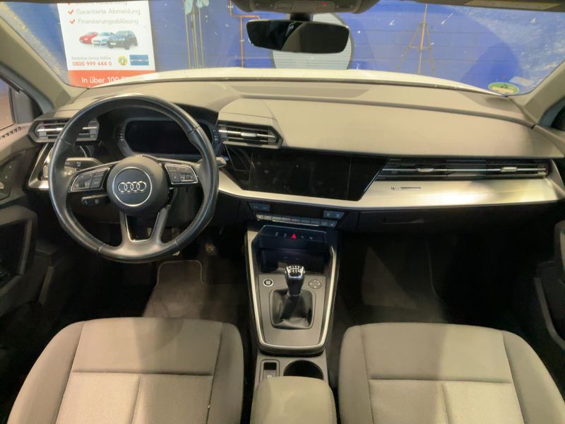 Audi A3 Limousine 35 TFSI S line — zdjęcie 12