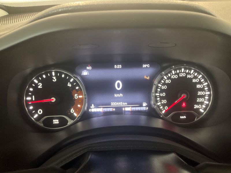 Jeep Renegade 1.6 M-Jet Limited FWD — zdjęcie 14