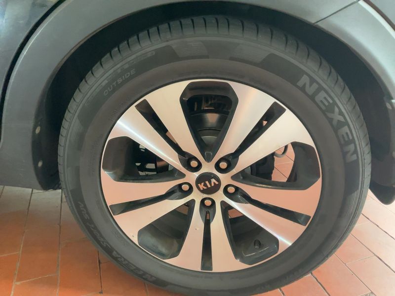 Kia Sportage 2.0 CRDi Spirit 4WD 2012 – снимка 5