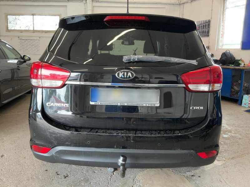 Kia Carens 1.7 CRDi Spirit — zdjęcie 5
