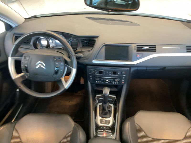 Citroen C5 2.0 HDi Swiss Edition Plus — zdjęcie 12