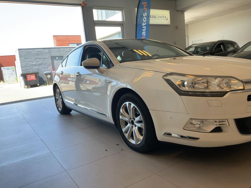 Citroen C5 2.0 HDi Swiss Edition Plus — zdjęcie 8