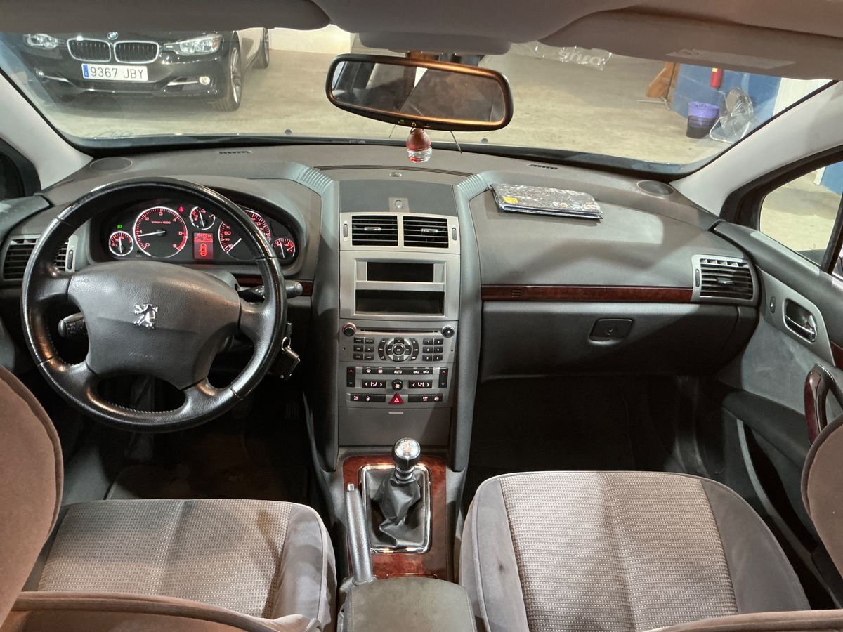 Peugeot 407 2005 — photo 20