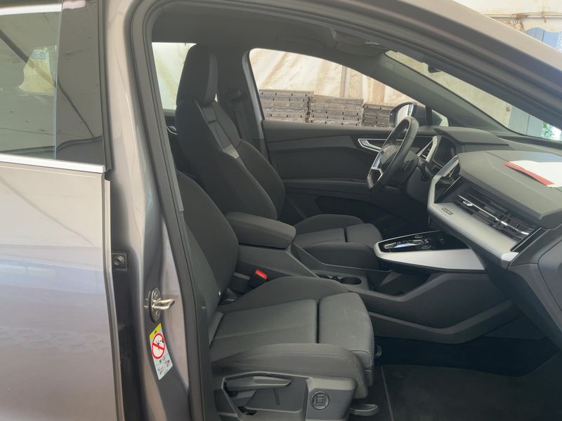 Audi Q4 35 e-tron — zdjęcie 11