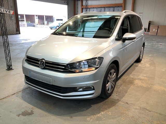 Volkswagen Touran 2016