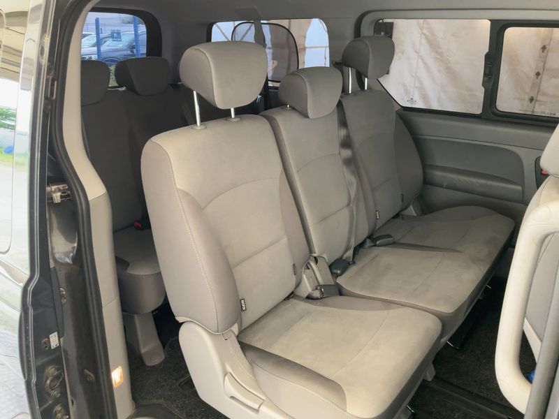 Hyundai H1 2.5 CRDi Travel Family+ — zdjęcie 14