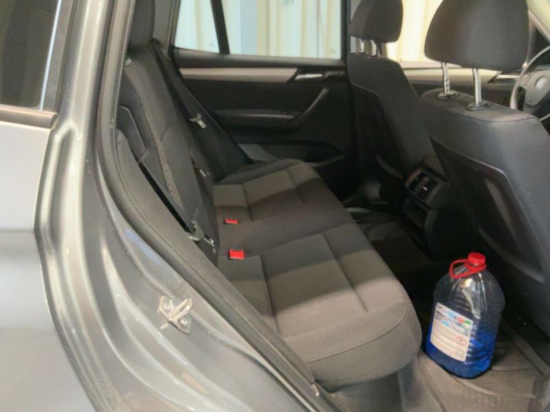 BMW X3 xDrive 20d — zdjęcie 14