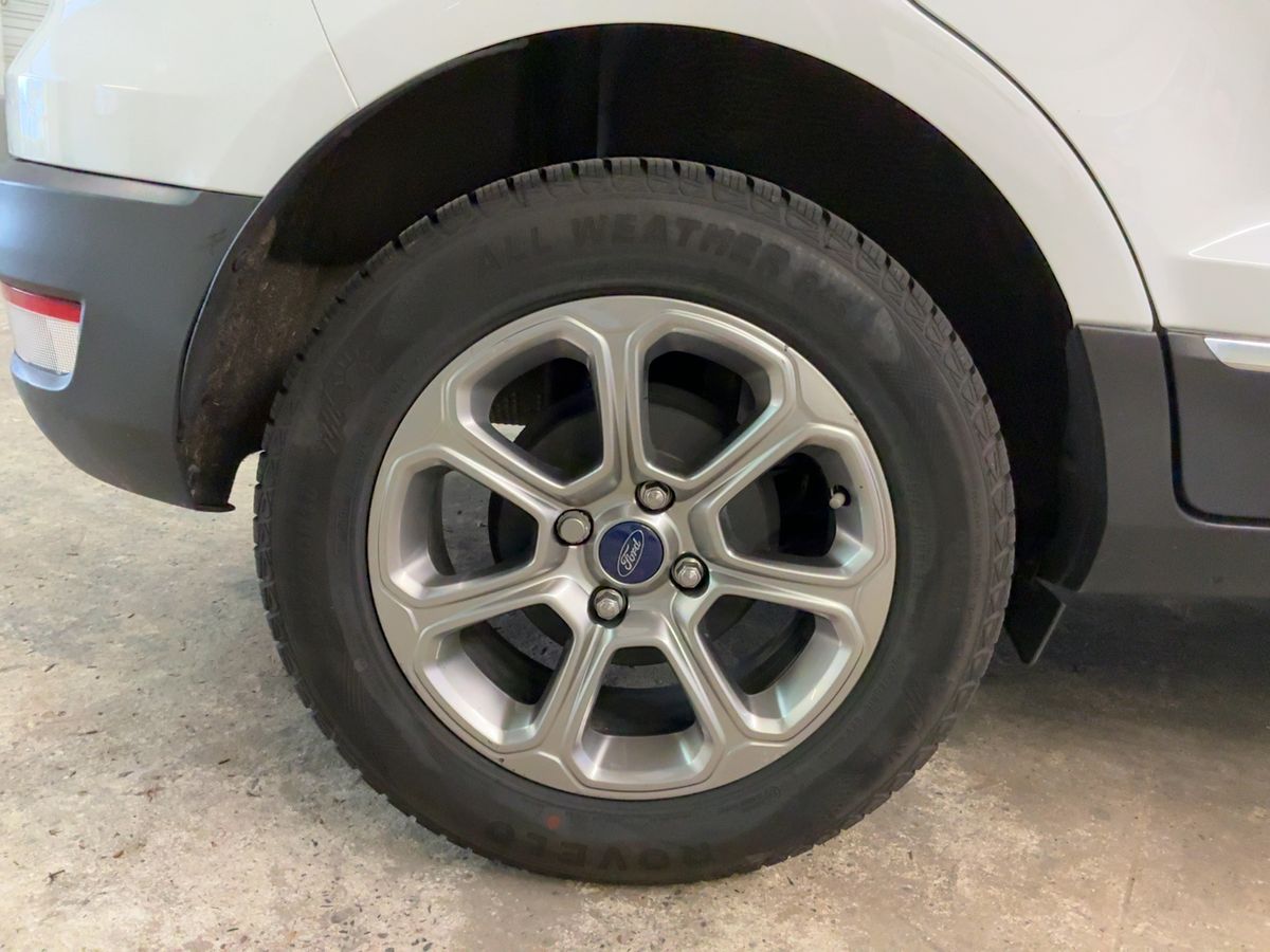 Ford EcoSport 2018 — photo 10
