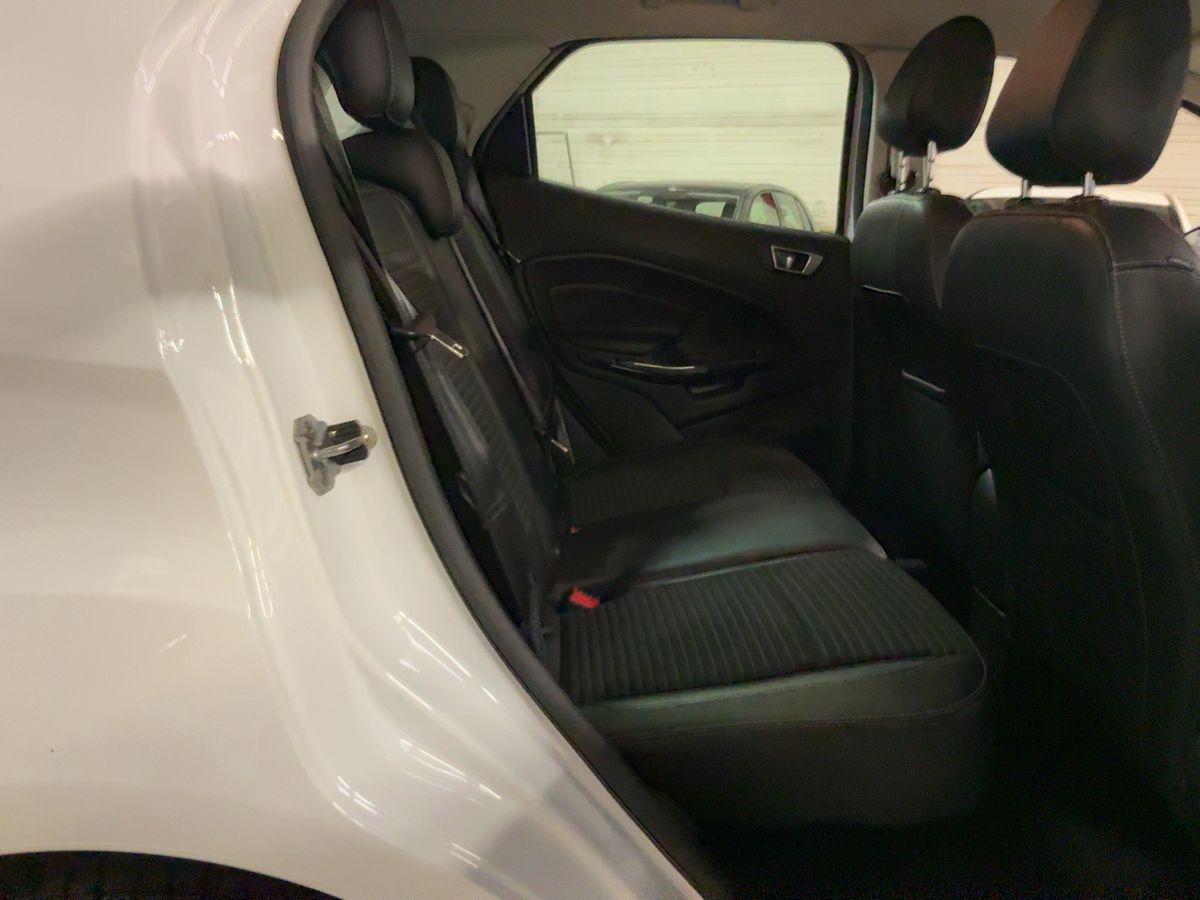 Ford EcoSport 2018 — photo 20