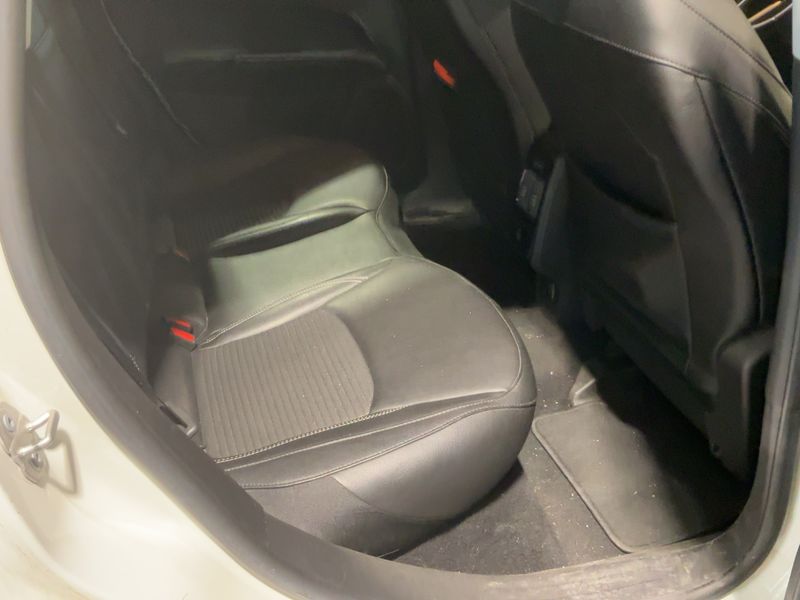 Jeep Compass 1.6 M-Jet Limited FWD — zdjęcie 14