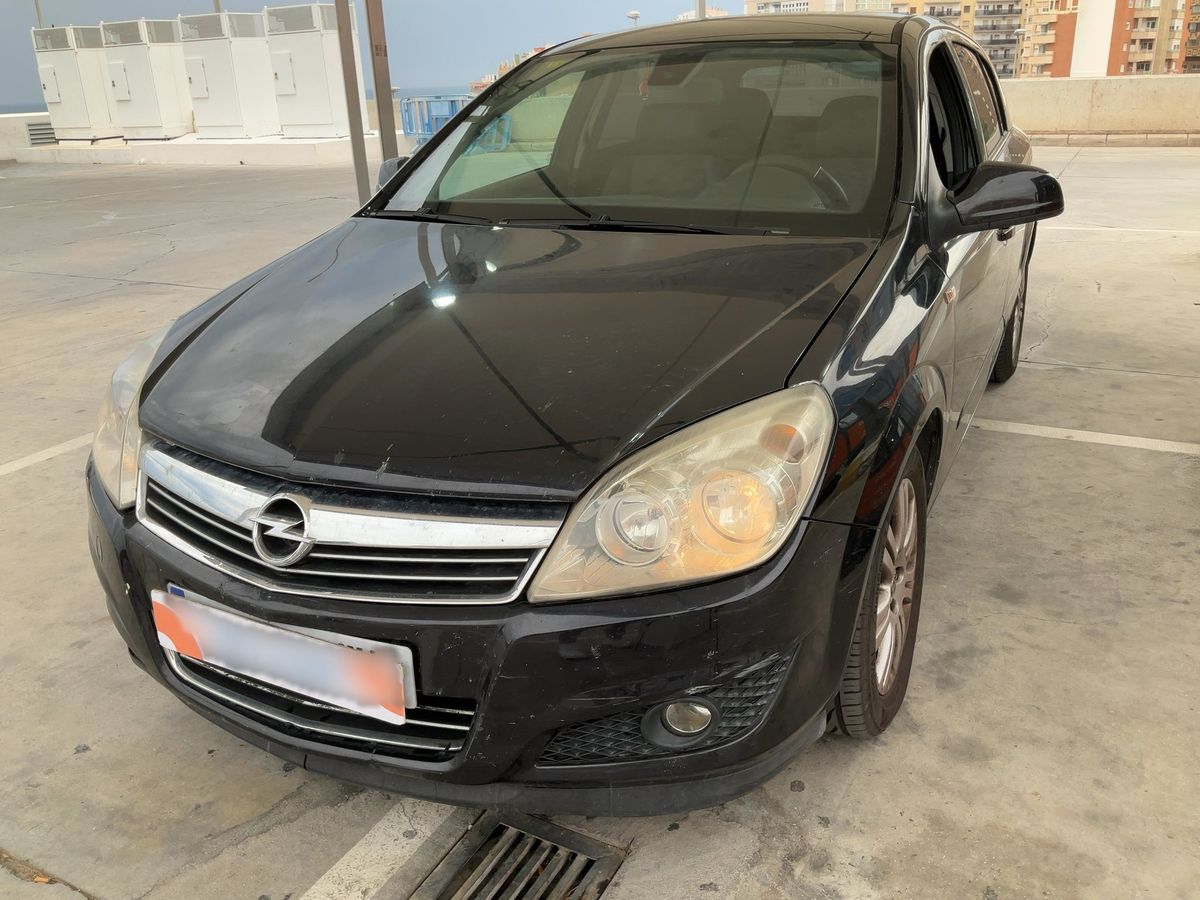 Opel Astra 2010