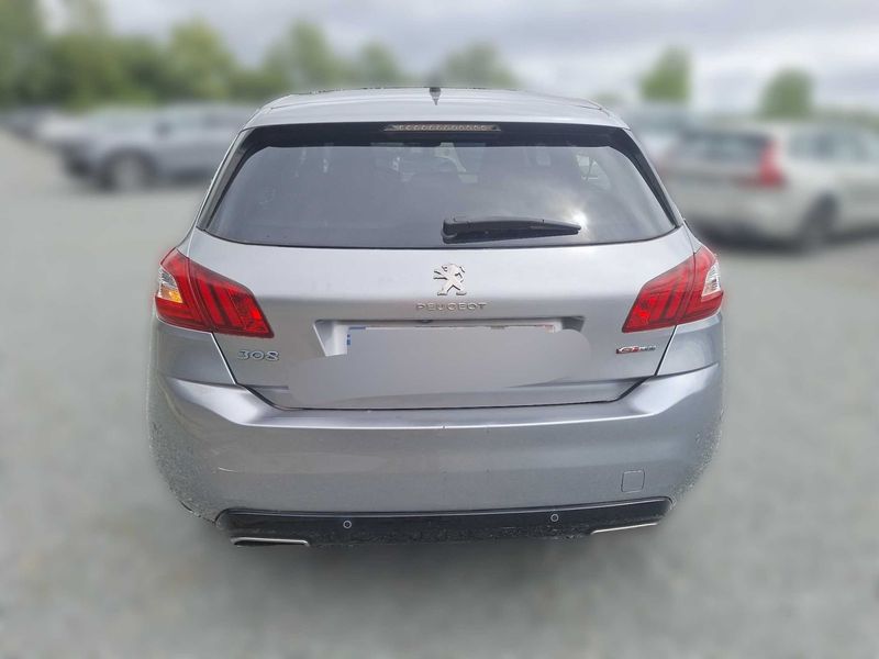 Peugeot 308 1.2 e-THP GT Line — zdjęcie 4