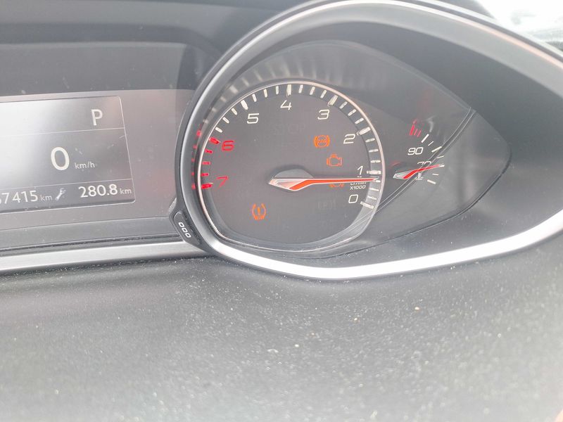 Peugeot 308 1.2 e-THP GT Line 2015 – снимка 45