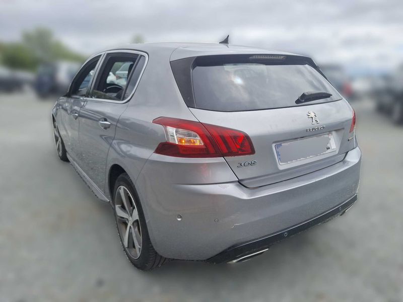 Peugeot 308 1.2 e-THP GT Line — zdjęcie 3