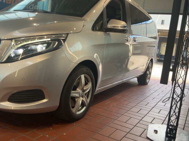 Mercedes-Benz V-Klasse V 250 d extralang BlueTEC Avantgarde Edition — zdjęcie 2