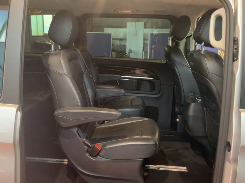 Mercedes-Benz V-Klasse V 250 d extralang BlueTEC Avantgarde Edition — zdjęcie 14