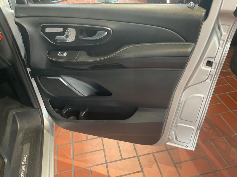 Mercedes-Benz V-Klasse V 250 d extralang BlueTEC Avantgarde Edition 2018 – снимка 28