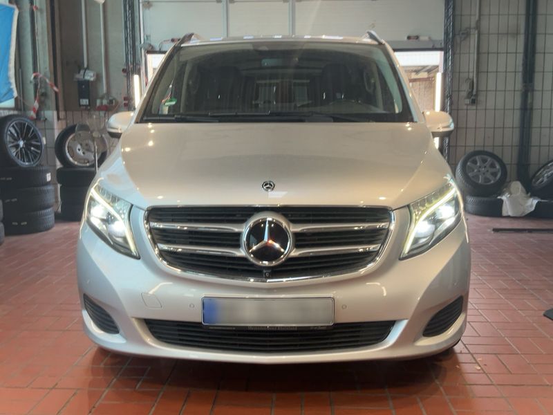 Mercedes-Benz V-Klasse V 250 d extralang BlueTEC Avantgarde Edition — zdjęcie 9