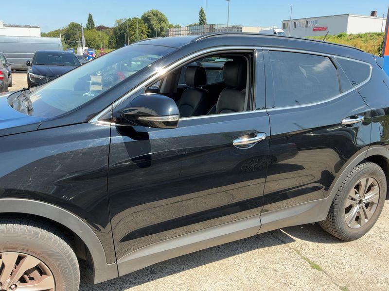 Hyundai Santa Fe 2.2 CRDi Style 2WD — zdjęcie 4