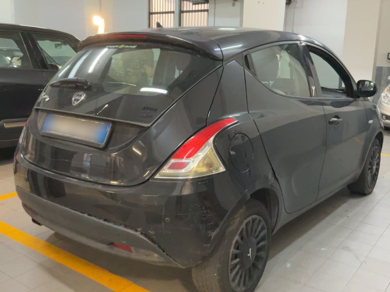 Lancia Ypsilon 1.2 Elefantino II 2015 – снимка 8