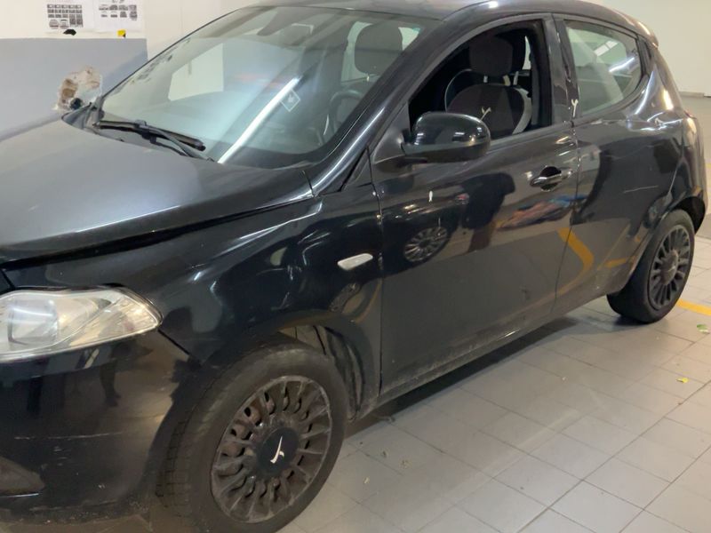 Lancia Ypsilon 1.2 Elefantino II 2015 – снимка 2