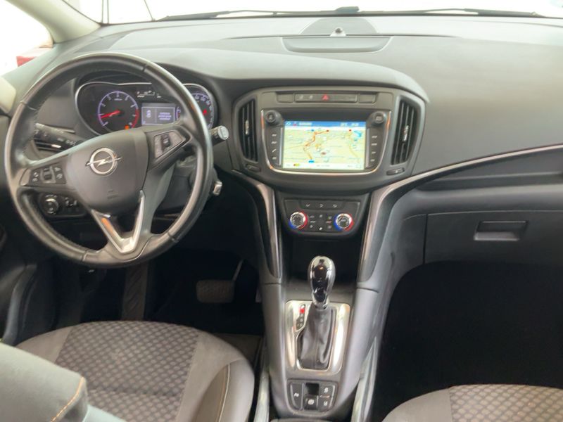 Opel Zafira Tourer 1.4 Turbo Excellence — zdjęcie 12