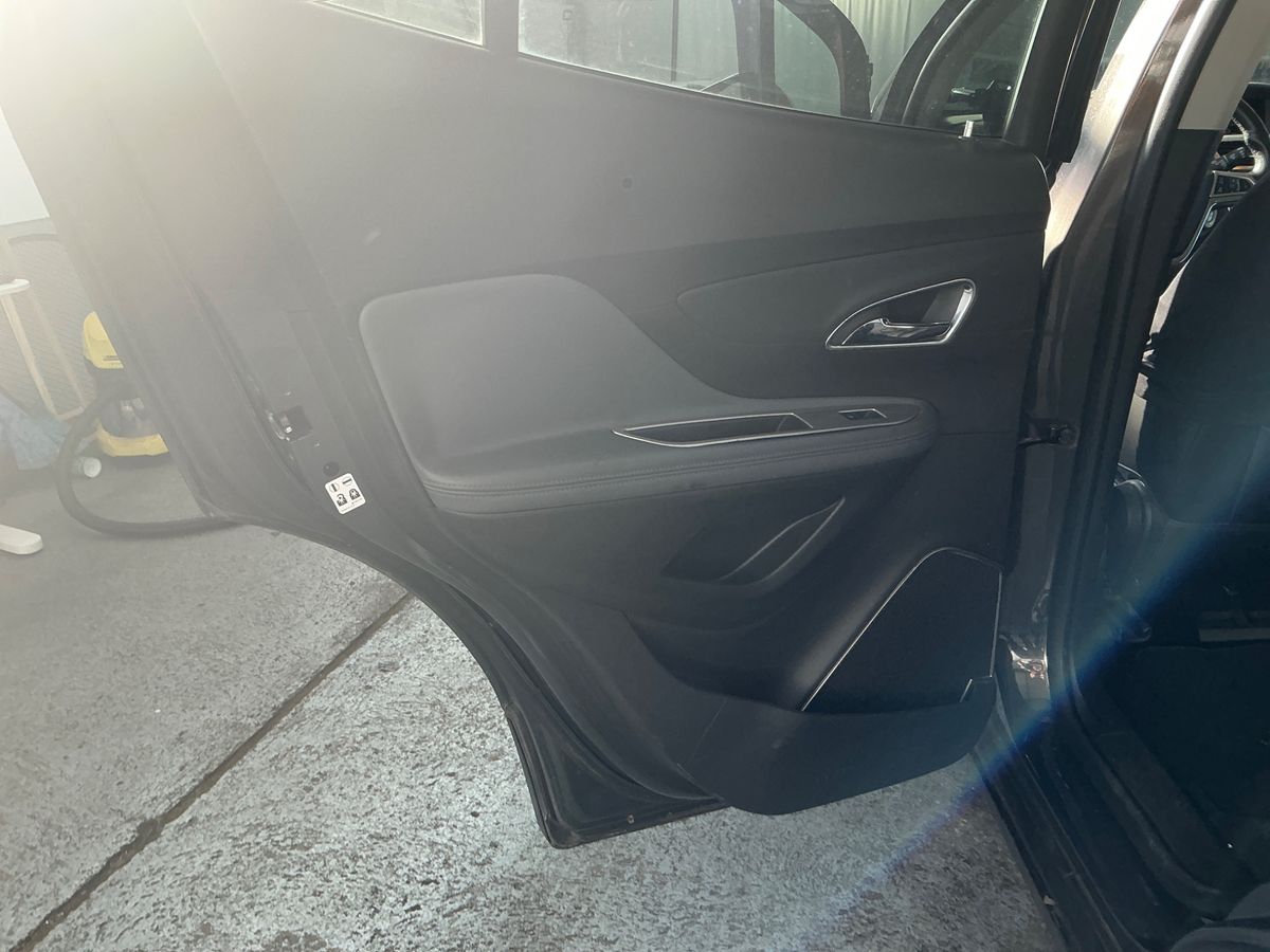 Opel Mokka 2015 — photo 34