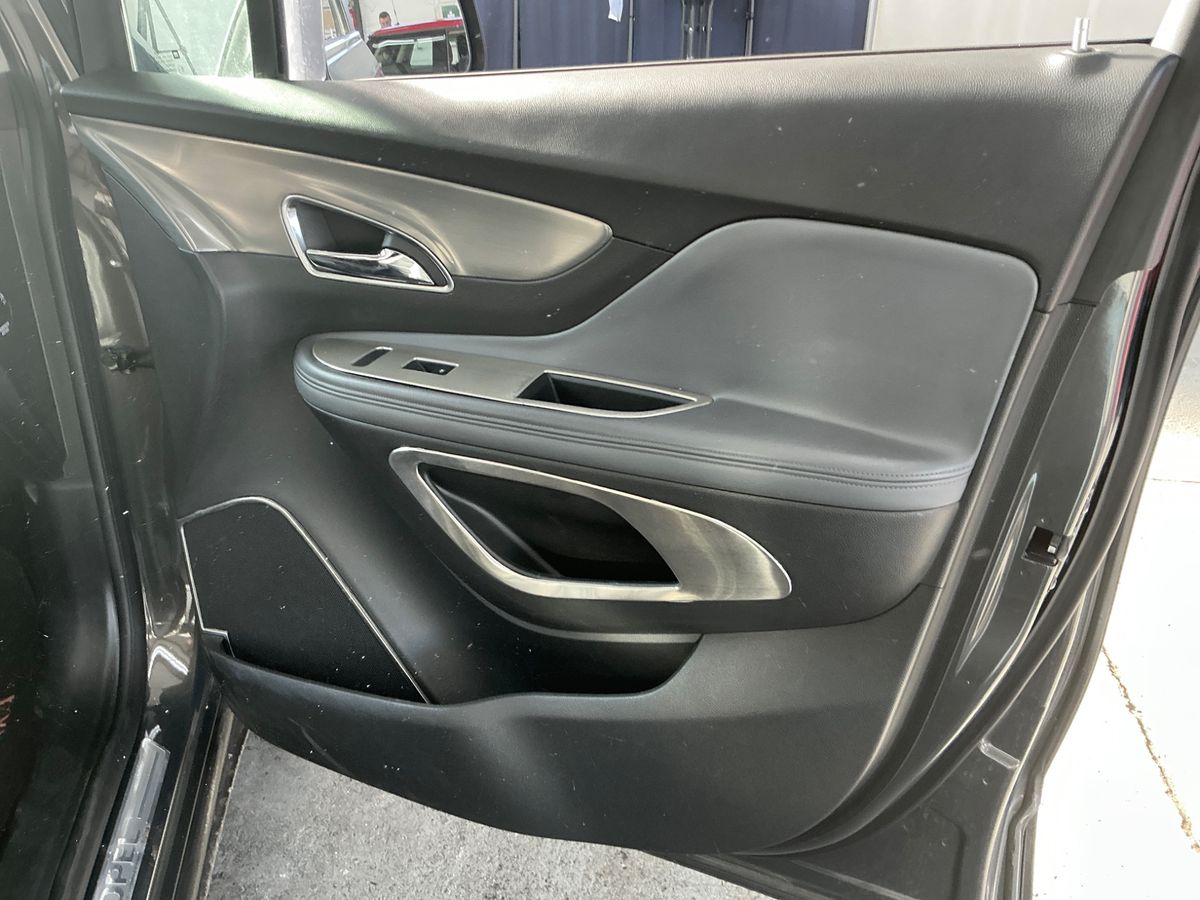 Opel Mokka 2015 — photo 36