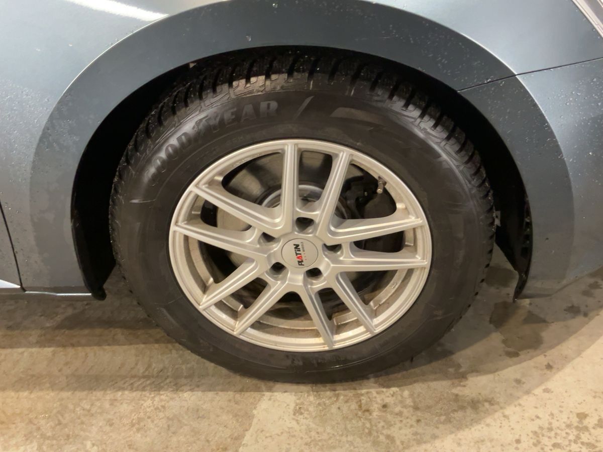 Skoda Superb 2018 — photo 12
