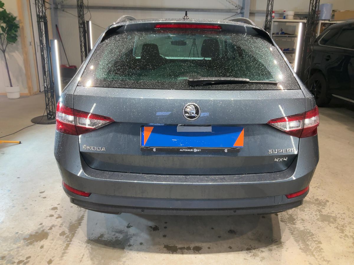 Skoda Superb 2018 — photo 8