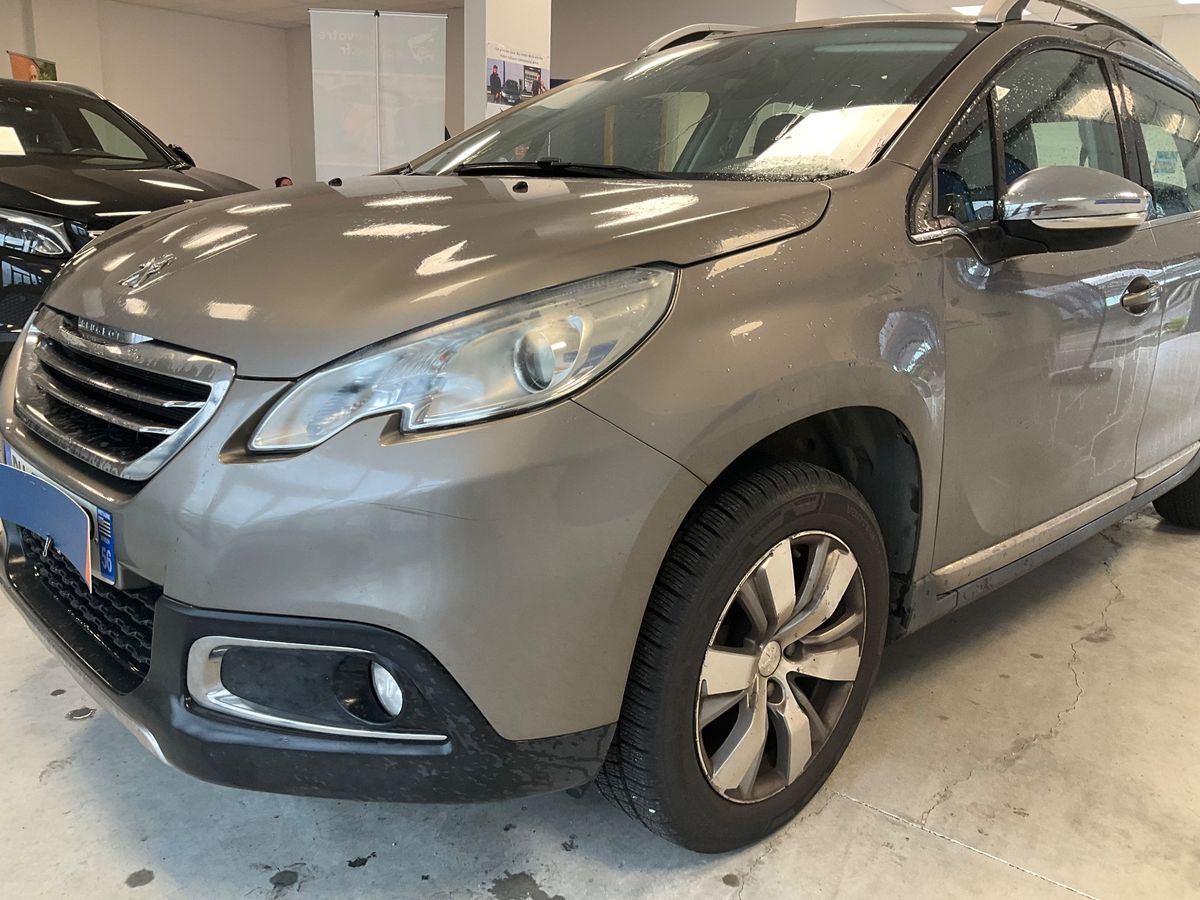 Peugeot 2008 1.2 VTi Allure