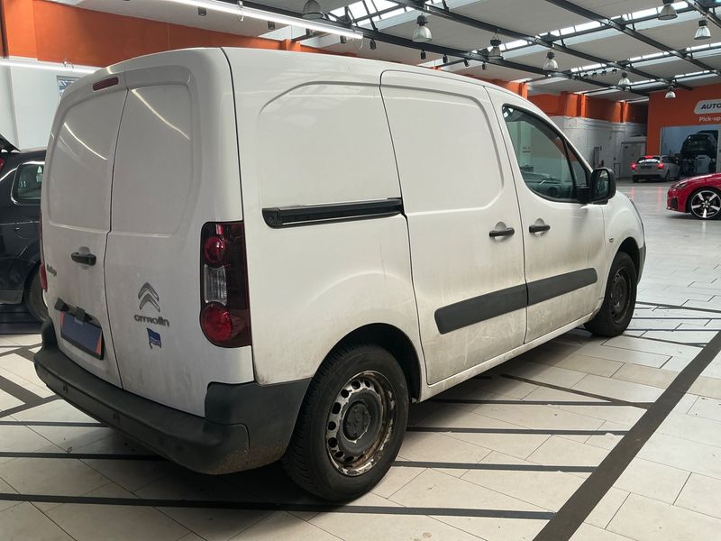 Citroen Berlingo 1.6 Blue-HDi L1 Proline — zdjęcie 2