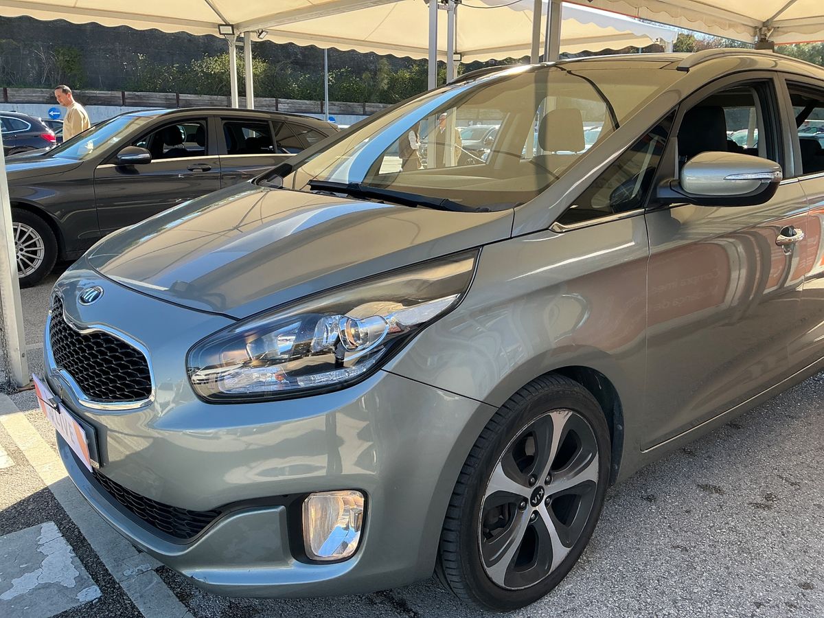 Kia Carens d'occasion