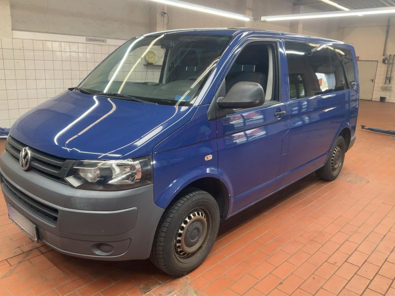 Volkswagen T5 Kombi 2.0 TDI