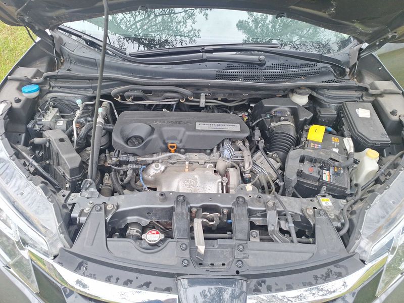 Honda CR-V 1.6 DTEC Exclusive Navi 4WD — zdjęcie 8