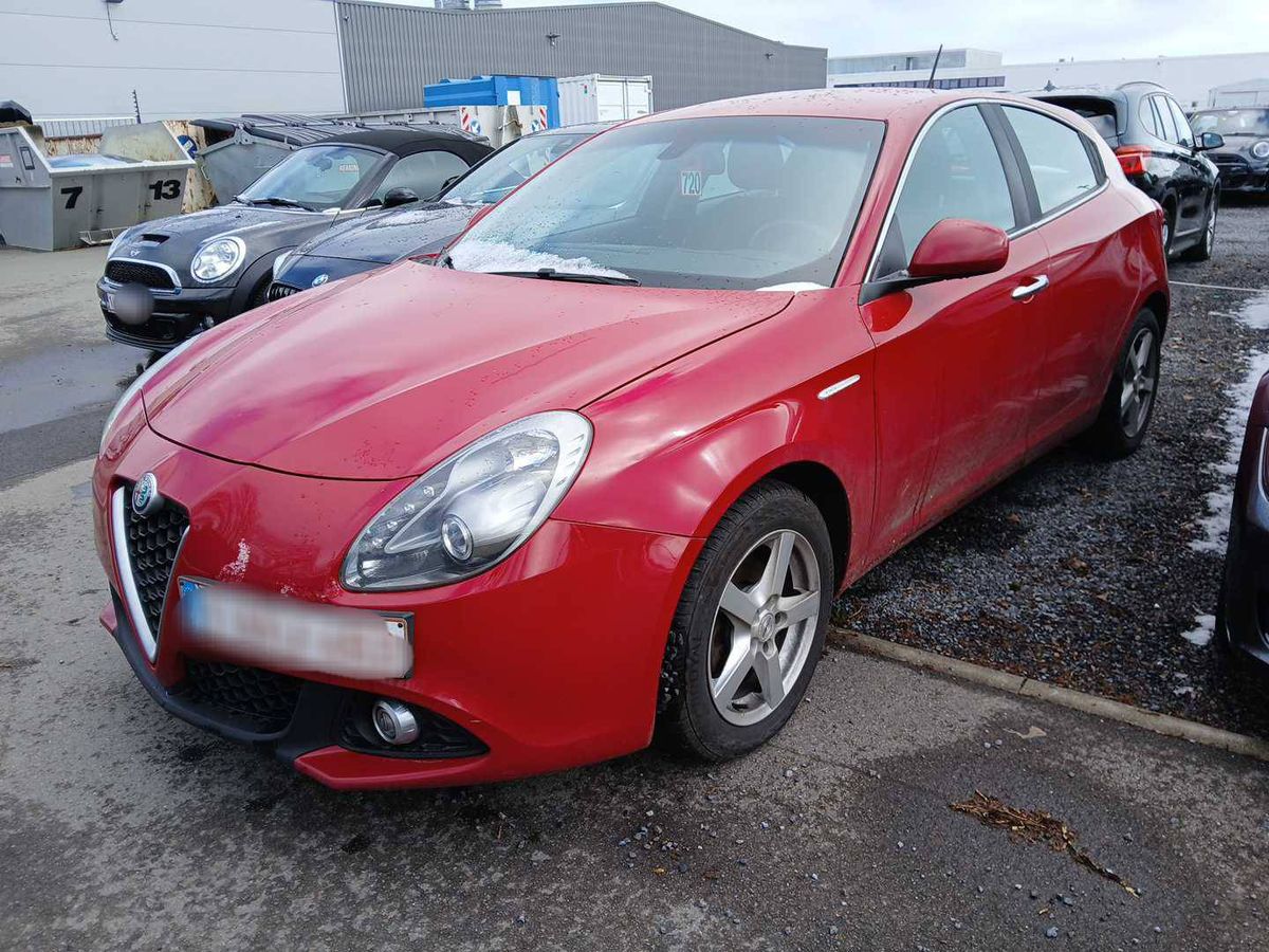 Alfa Romeo 2016