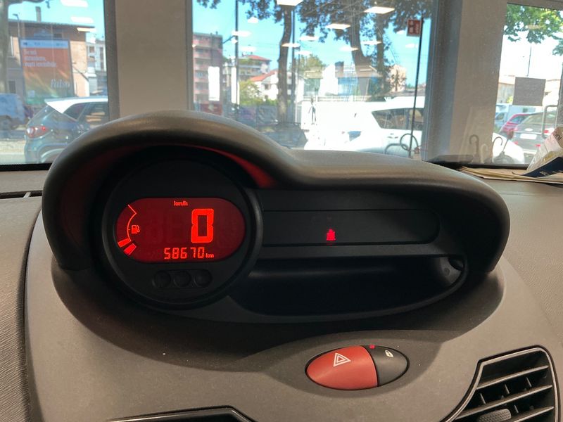Renault Twingo 1.2 Sport & Sound 2009 – снимка 4