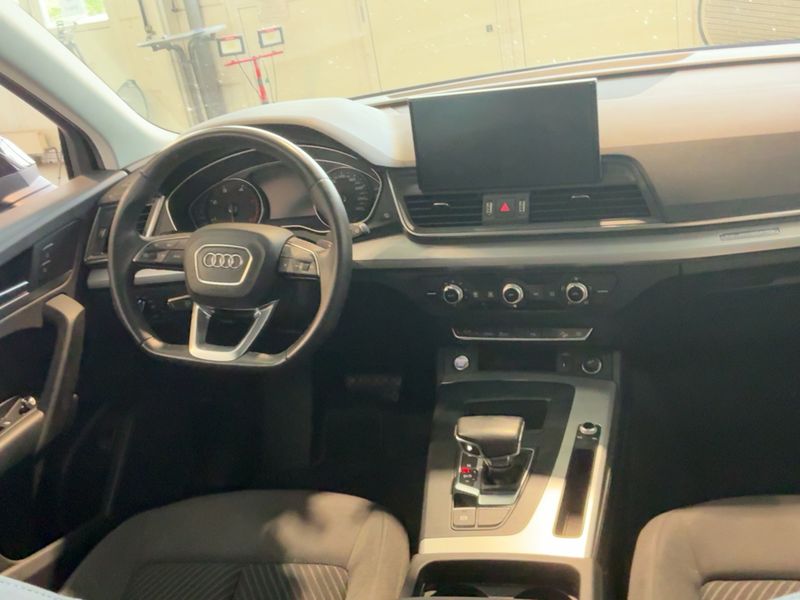 Audi Q5 40 TDI Mild-Hybrid quattro S line — zdjęcie 12