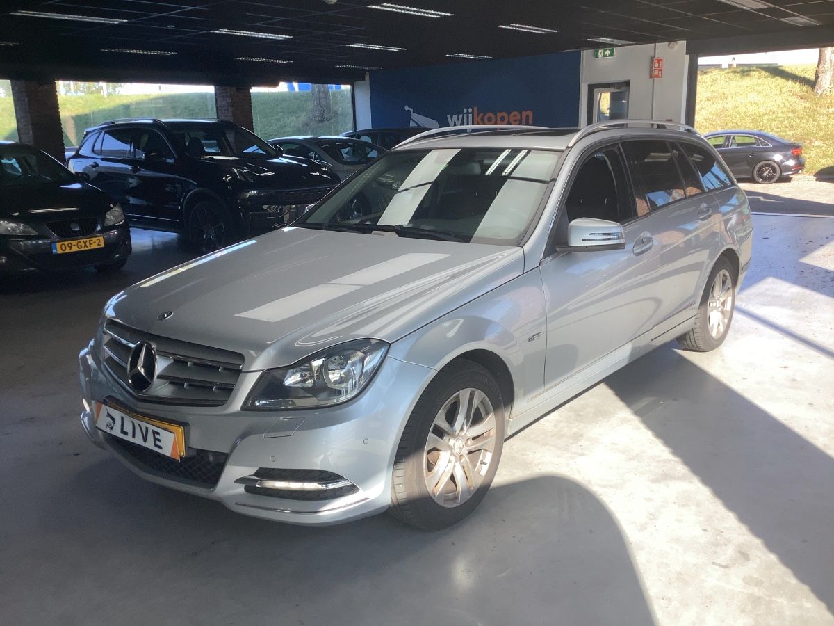 Mercedes-Benz C-Klasse C 180 CGI T BlueEfficiency Avantgarde